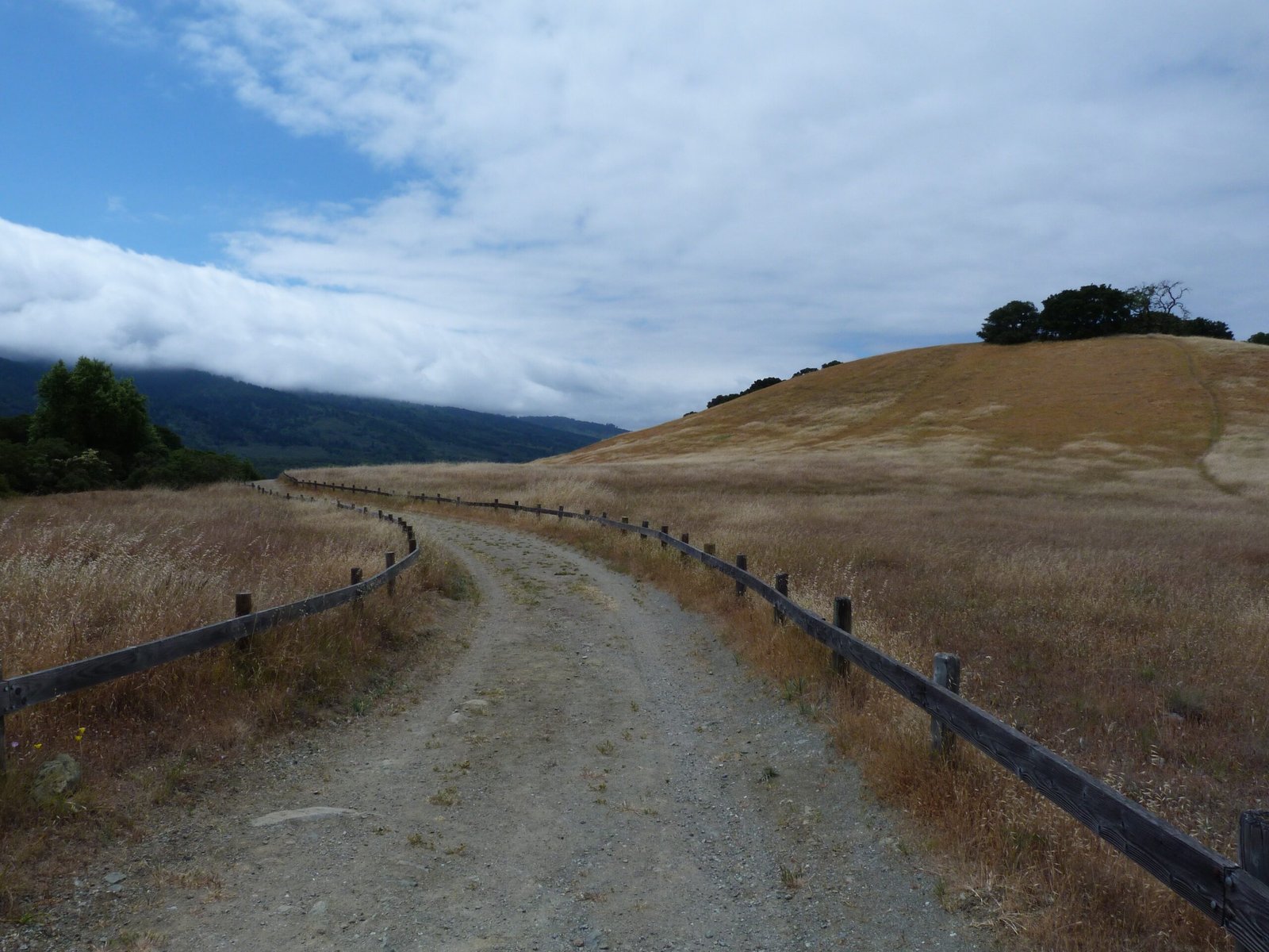 Old Stage Road, Sunset & Sylvan trails